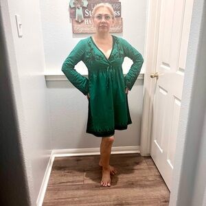 Lucky Brand Green Babydoll Dress with V-Neck and Bishop Sleeves S